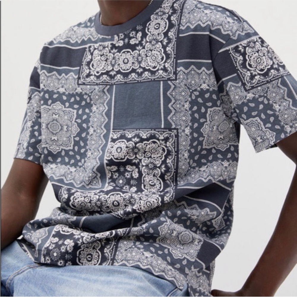 Men's Gray Patterned Shirt
